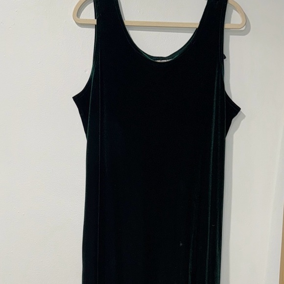 Nina Piccalino Dresses & Skirts - Nina PiccalinoGreen Womens Dress Size 14 Velvet Vintage 90s‎ Midi Slit Slip